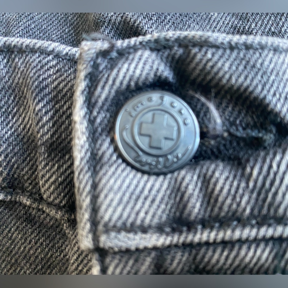 imogene + willie Washed Black High-Rise Jean Shorts - Picture 8 of 12